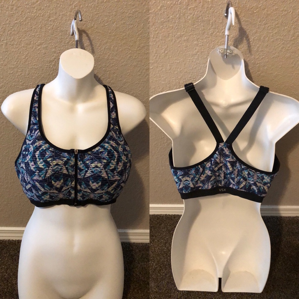 38D Victoria’s Secret wired sports bra
